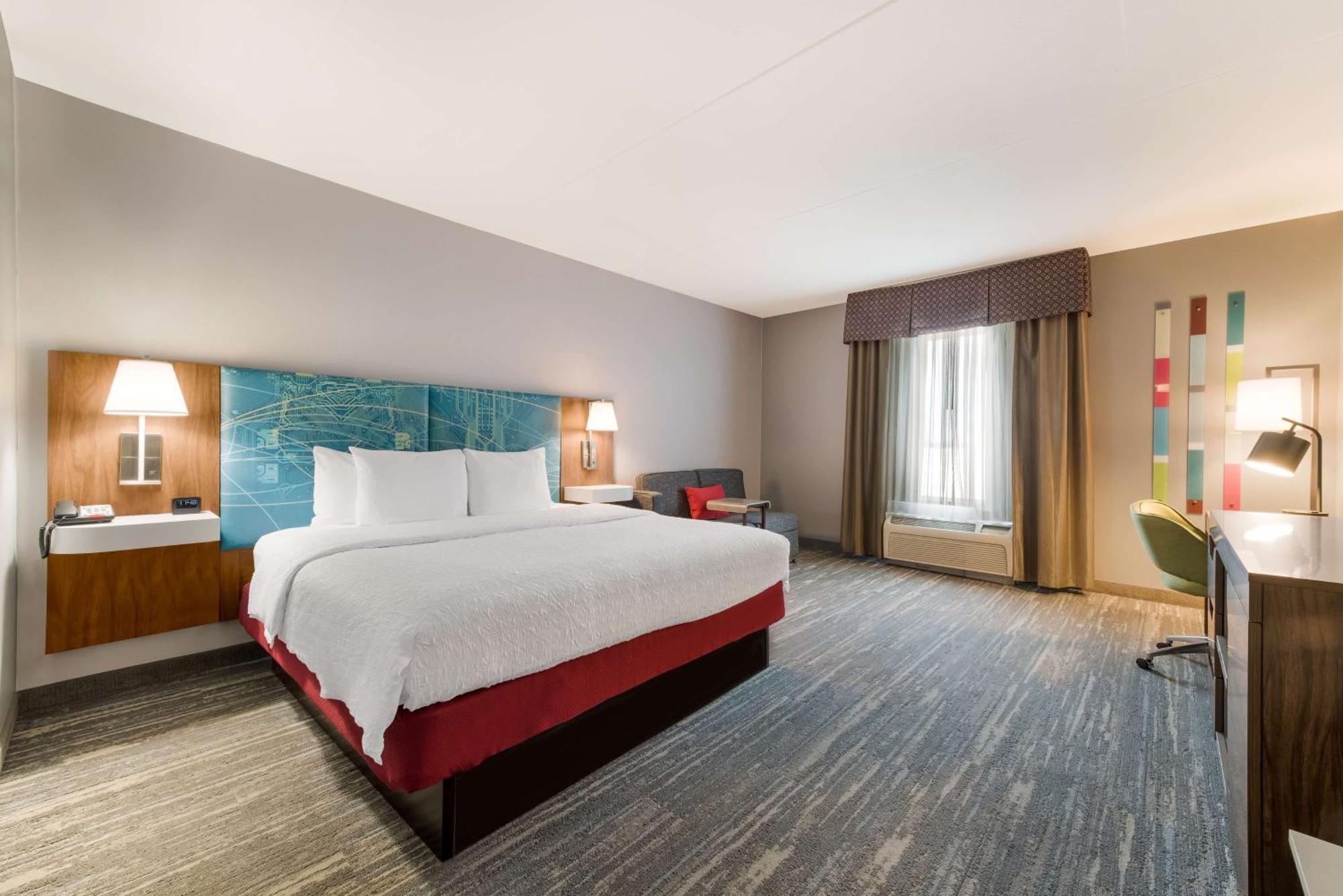 Hampton Inn & Suites Charlotte-Airport Екстер'єр фото