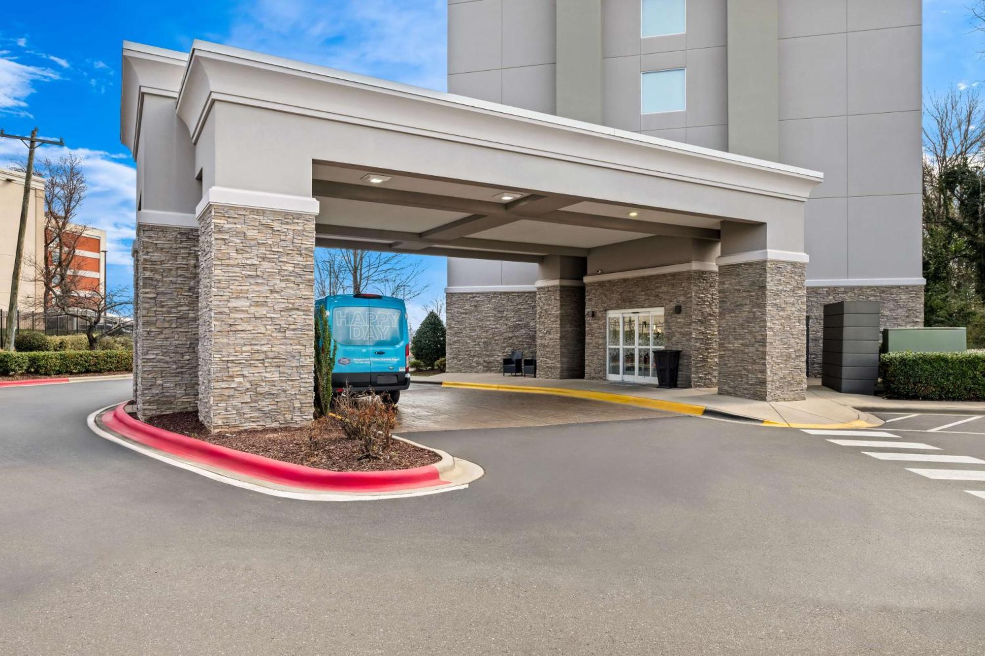 Hampton Inn & Suites Charlotte-Airport Екстер'єр фото